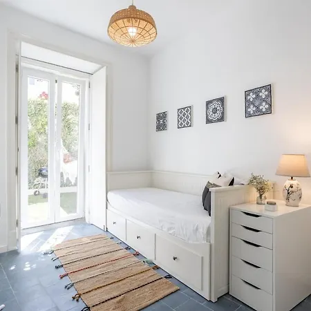 Charming And Cozy Apartment