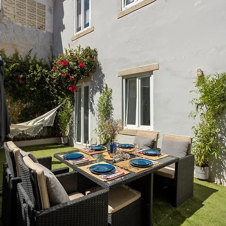 Charming And Cozy *
