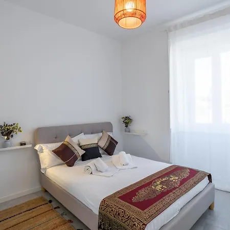 Charming And Cozy Apartamento Estoril